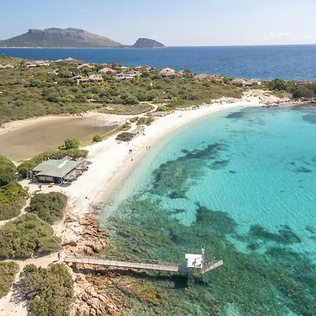 Vista Tavolara 1 *